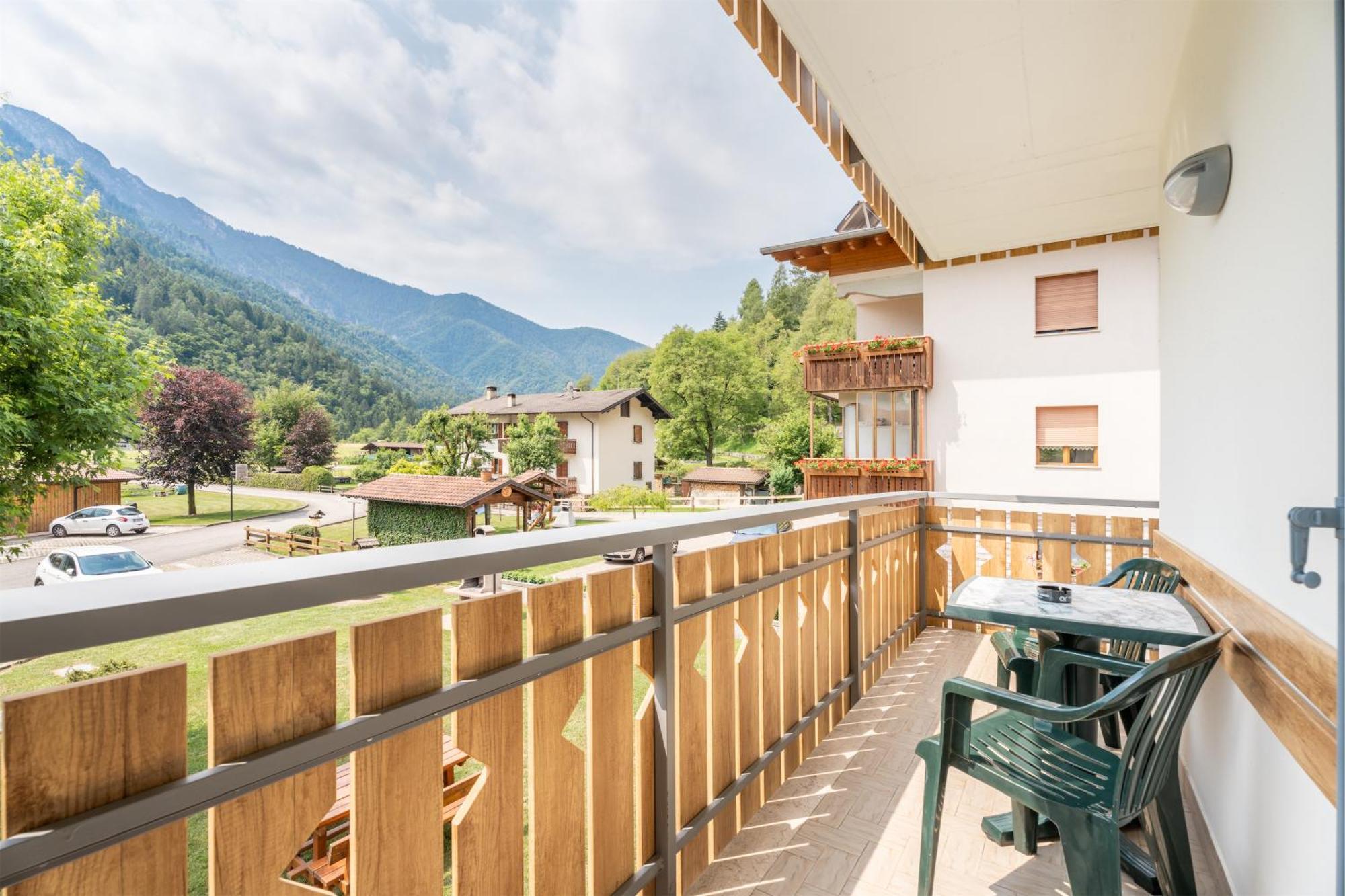 Residence Alessio Bezzecca Buitenkant foto